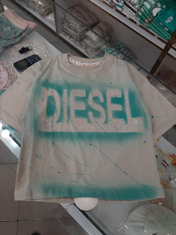 تیشرت شلوارک کتان اسپرت مدل diesel سایز ۴۰ تا۵۵، ۲تا۸سال