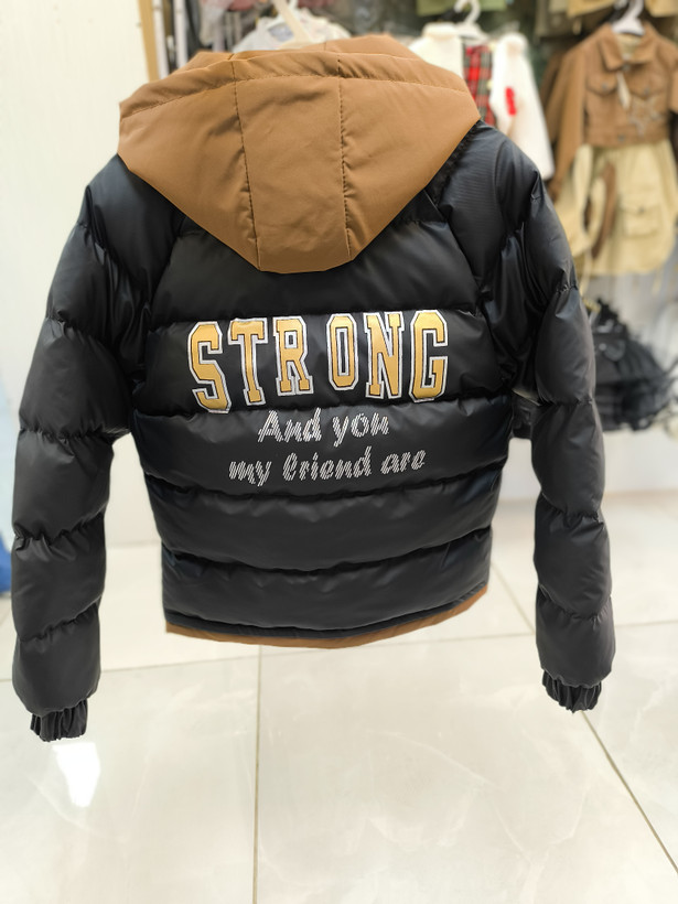 کاپشن پسرانه زمستانه Balenciaga وارداتی (داخل تمامخز و کلاه زیپی) سایز ۱۰تا۱۵ سال